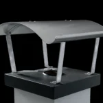 Dieses Bild zeigt das Kamindach montiert.